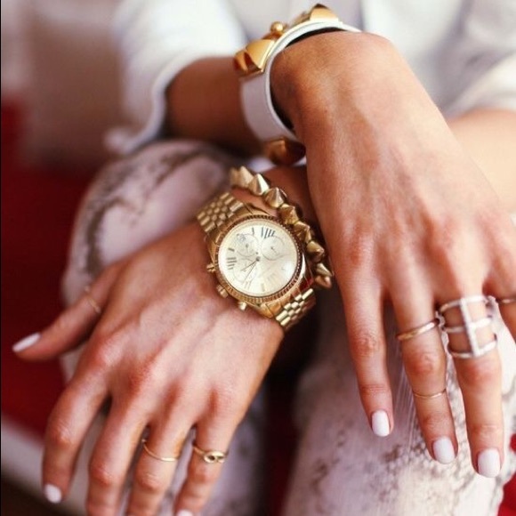 GOLD ARM CANDY MYSTERY BOX 5 items